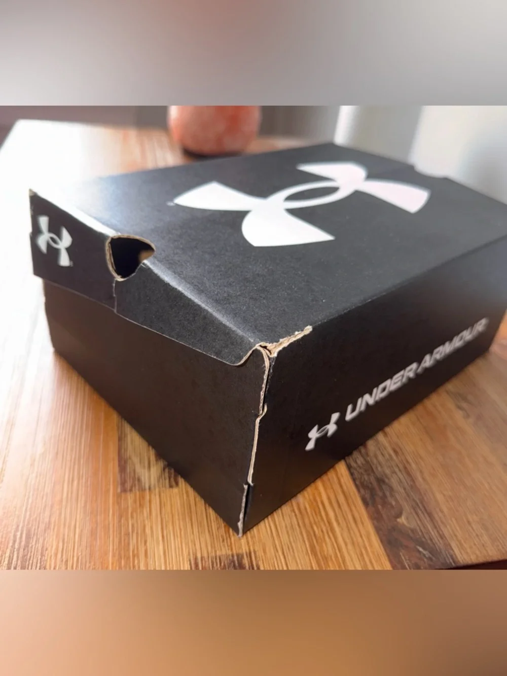 Cleats - Picture 3 of 9